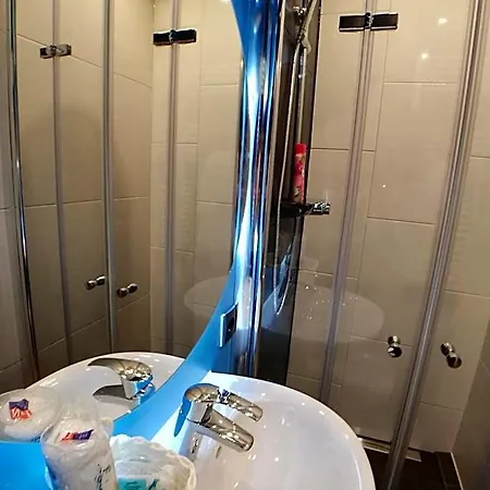 Dream & Relax Apartment's Messe 3*